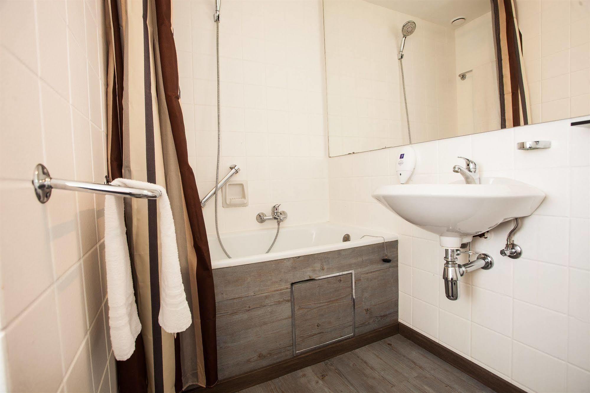 Leonardo Hotel Charleroi City Center Luaran gambar